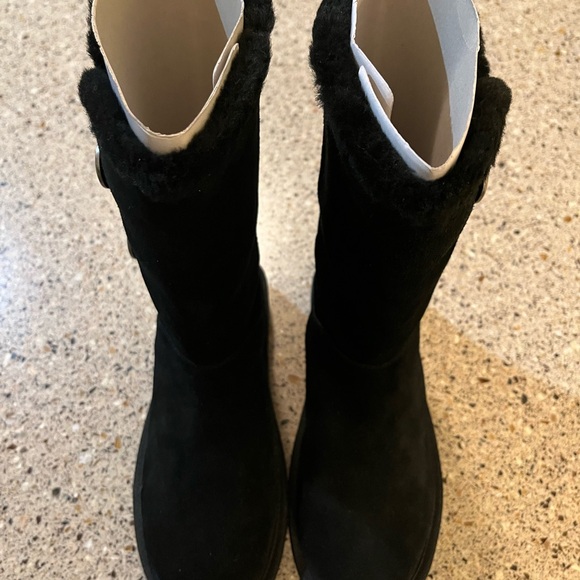 Koolaburra Black Suede Button-Detail Boots - Picture 4 of 9